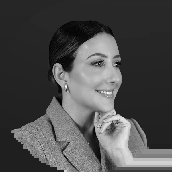 Dra. Iara Resende